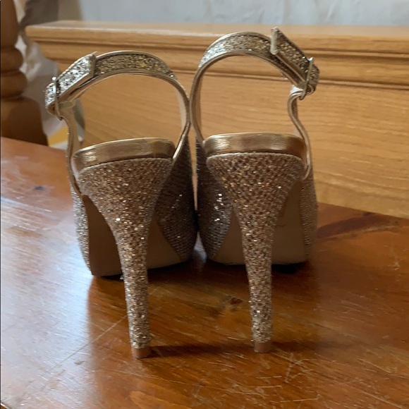 Also Heels - Picture 4 of 5